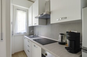 Căn hộ | Bếp riêng | Tủ lạnh nhỏ, lò vi sóng, lò nướng, bếp nấu 