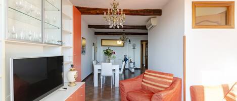 Apartment | Living area | 32-inch flat-screen TV with cable channels, TV