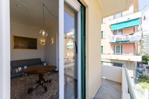 Apartment | Terrace/patio