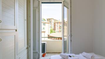 Apartamento | 1 quarto, espaço de trabalho para notebook