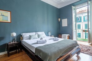 Apartment | 1 Schlafzimmer, Schreibtisch, laptopgeeigneter Arbeitsplatz