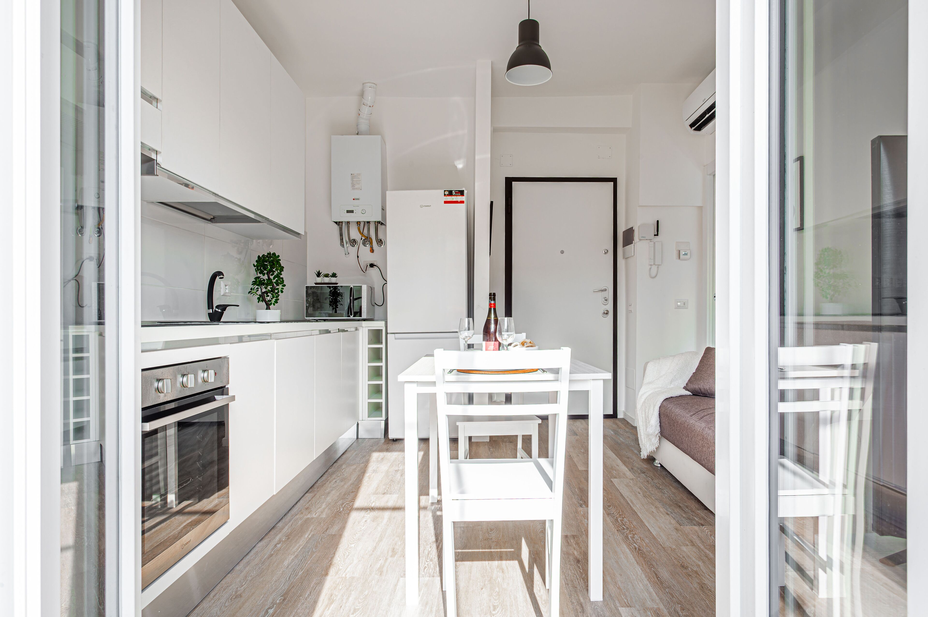 Appartement | Cuisine privée | Réfrigérateur, micro-ondes, four, plaque de cuisson