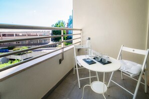 Apartment | Terrace/patio