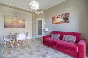 Apartment | Living area