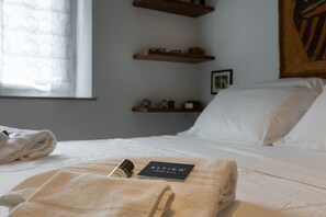 Apartment | Laptop workspace, iron/ironing board, free WiFi - JOIVY Sweet Flat W/Tower View (Pisa)