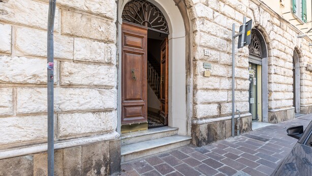 Exterior - JOIVY Sweet Flat W/Tower View (Pisa)