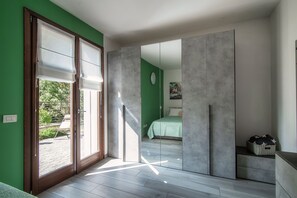 Apartment | Verdunkelungsvorhänge, Bügeleisen/Bügelbrett, kostenloses WLAN