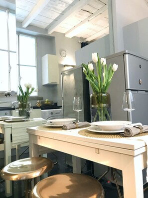Appartamento | Cucina privata | Tavolo da pranzo