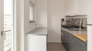 Apartment | Private kitchen - JOIVY Cosy 1 Bed Flat W/Terrace (Milan)