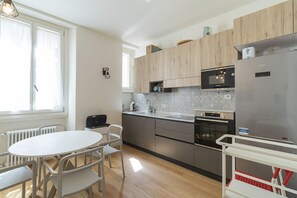 Private kitchen - JOIVY Cosy 1-Bed Near Milano Centrale (Milan)