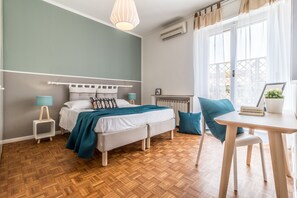 Apartment | 1 Schlafzimmer, Schreibtisch, laptopgeeigneter Arbeitsplatz