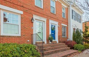 Exterior detail - Old Town Escape @ TopShelfStays (4 blocks metro, walkable, peloton bike) (Alexandria)