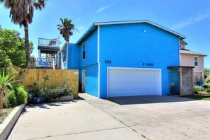 House (6 Bedrooms) | Property amenity