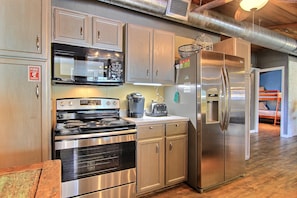 House (6 Bedrooms) | Property amenity