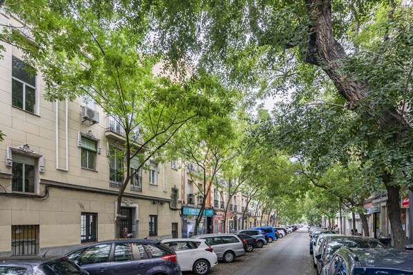 Self parking (EUR 35 per night)