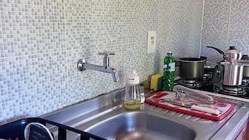 Fridge, stovetop, toaster, blender