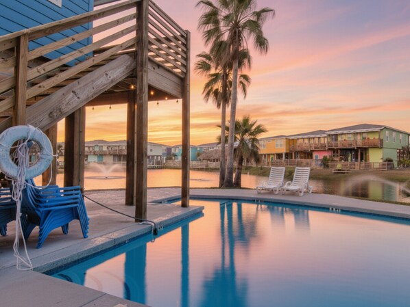 House (4 Bedrooms) | Front of property