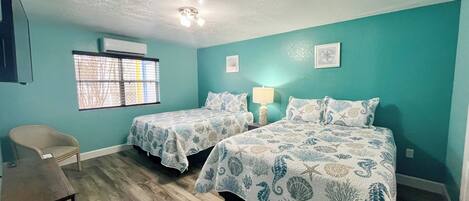 Individuelt dekorert, individuelt innredet og strykejern/-brett