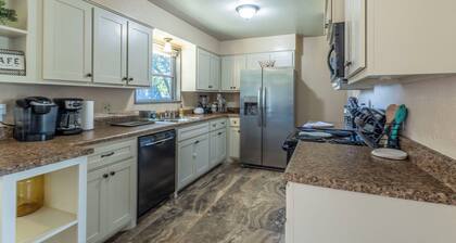 Spacious 3-Bedroom Home - Pet Friendly with Fenced Backyard