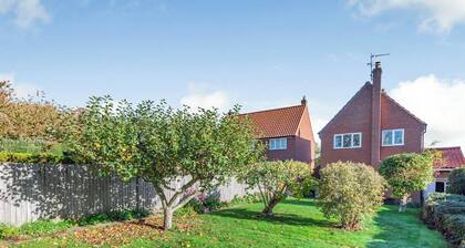 3 bedroom accommodation in Burnham Market