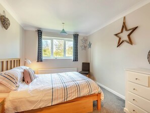 3 chambres, Wi-Fi gratuit, draps fournis