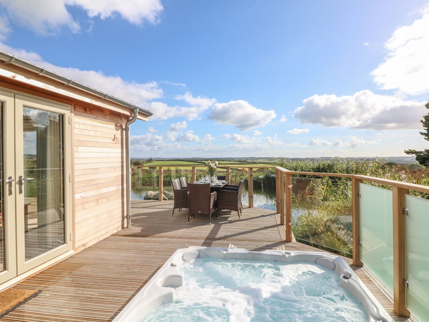 코티지 | 숙박 시설 구내