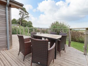 Cottage | Balcony - 15 Faraway Fields (Liskeard)