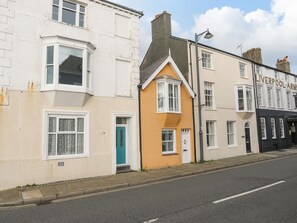 Exterior - No 62 (Beaumaris)