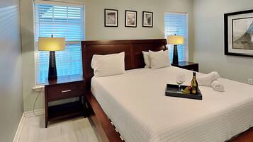 Condo (2 Bedrooms) | Property amenity