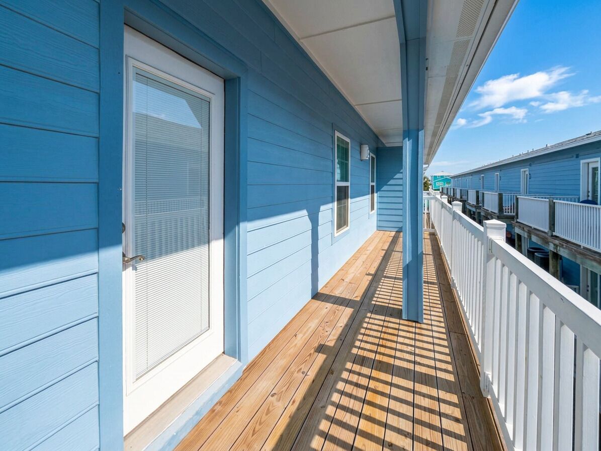 Condo (2 Bedrooms) | Property amenity