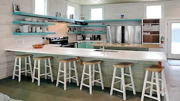 House (Multiple Bedrooms) | Property amenity