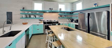House (Multiple Bedrooms) | Property amenity