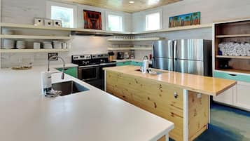 House (Multiple Bedrooms) | Property amenity