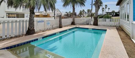 House (Multiple Bedrooms) | Pool | Outdoor pool