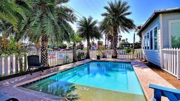 House (Multiple Bedrooms) | Property amenity