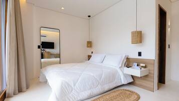 Luxury Suite Double | Premium bedding, in-room safe, individually decorated, desk