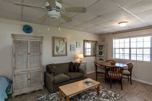 Condo (0 Bedroom) | Property amenity - Buried Treasure by Silver Sands Vacation Rentals (Port Aransas)