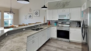 Nhà (4 Bedrooms) | Tiện nghi, dịch vụ nơi lưu trú