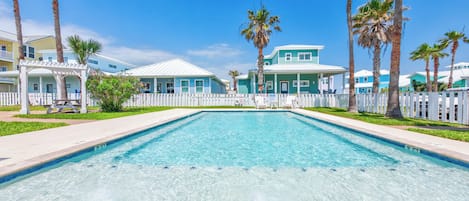 House (3 Bedrooms) | Property amenity