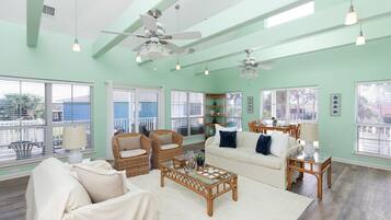 House (5 Bedrooms) | Miscellaneous