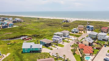 House (5 Bedrooms) | Kemudahan hartanah