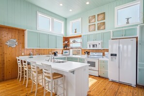 House (5 Bedrooms) | Property amenity