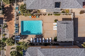 House (4 Bedrooms) | Property amenity