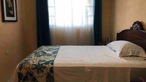 1 bedroom, blackout curtains, iron/ironing board, free WiFi - Aruba SunRise Apartment (San Nicolas Zuid)