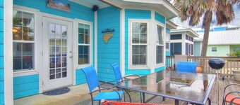 Mr135-coconut Charlie's