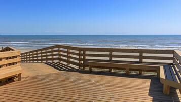 House (3 Bedrooms) | Property amenity