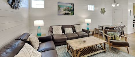 House (3 Bedrooms) | Front of property