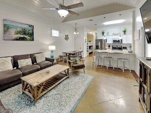 House (3 Bedrooms) | Property amenity