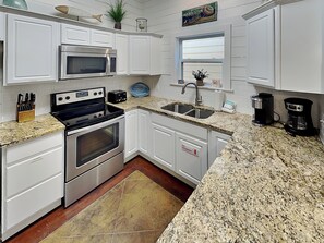 House (3 Bedrooms) | Property amenity