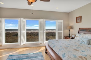 House, Multiple Beds, Patio, Beach View (Dolphin Paradise) | 5 bedrooms, free WiFi, bed sheets